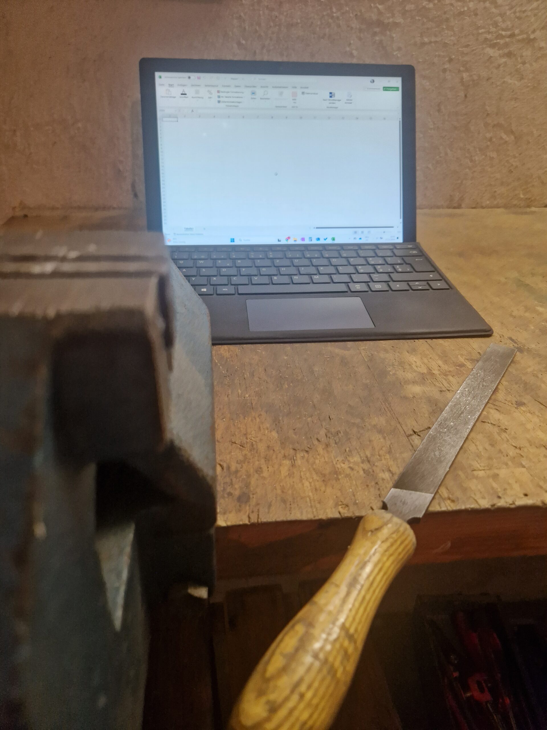 Von der Feile zum Laptop